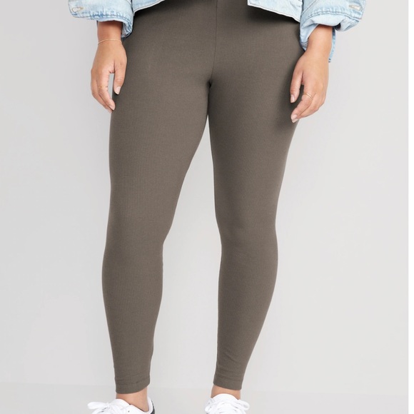 NWT OLD NAVY High-Waisted Rib-Knit Legging. Color: Temple Ston  MEDIUM - Picture 5 of 7